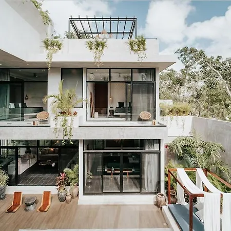 Kings Mansion For 26 Guests! * Tulum