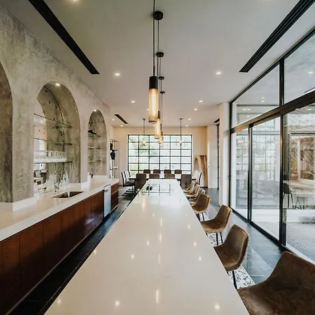 Kings Mansion For 26 Guests! Apartamento