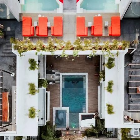 Kings Mansion For 26 Guests! *