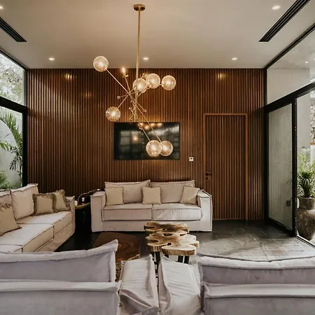 Kings Mansion For 26 Guests! * Tulum