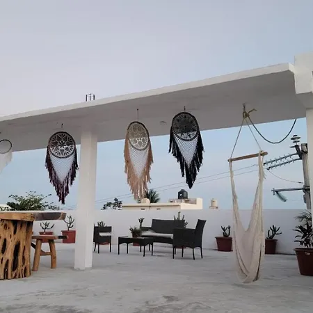 Casa Neptuno Homestay *