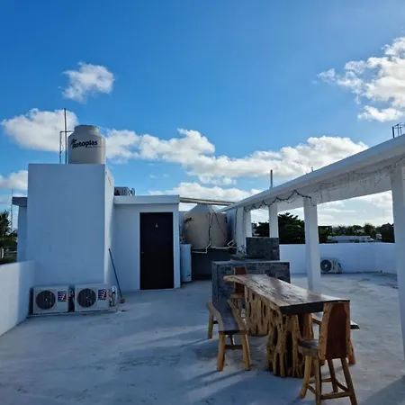 Casa Neptuno Homestay *