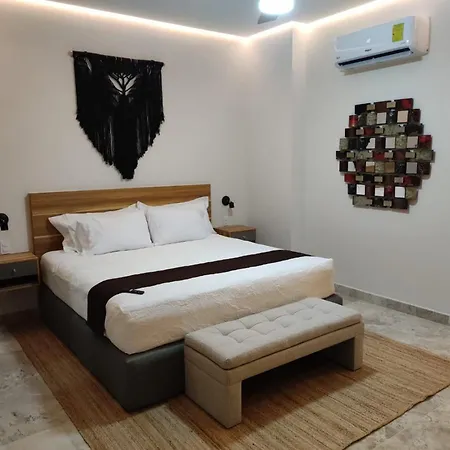 Mya, Elle&elena Residences Apartahotel Tulum