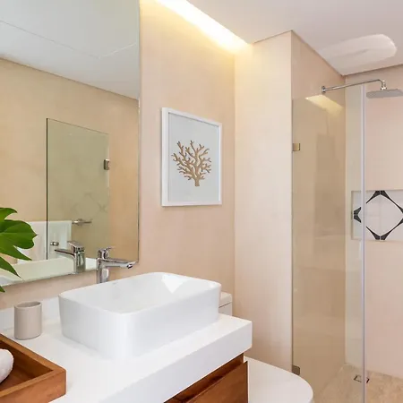 Your Place In With Pool, Gym And Coworking *