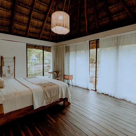 Zamna Eco-lodge *