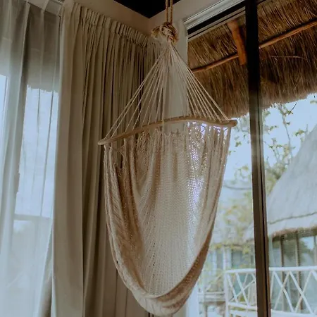 Zamna Eco-lodge Hotel