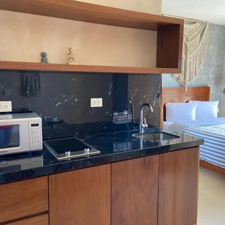 Guest house Room In Studio - Beautiful Jungle View Luxury Studio