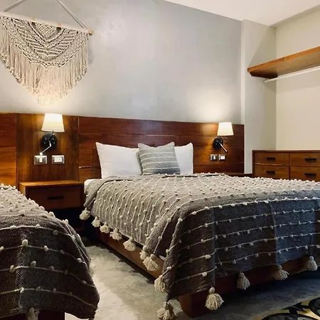 Guest house In Studio - Luxury Suites La Veleta *