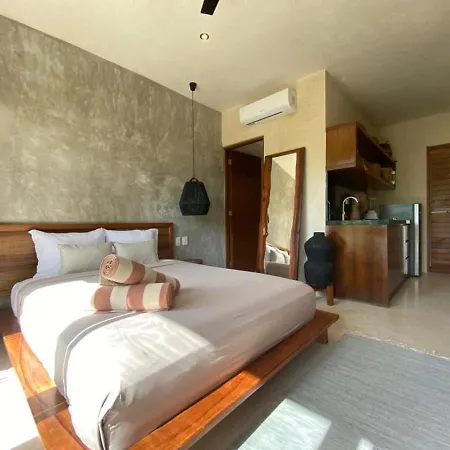 Room In Studio *
