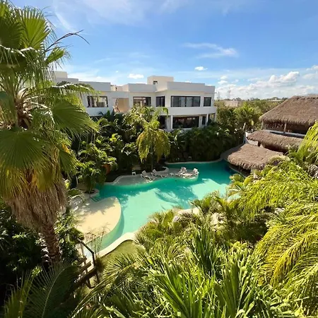 Amazing Luxury Penthouse With Sunset,sunrise View, Private Jacuzzi And Rooftop Pool