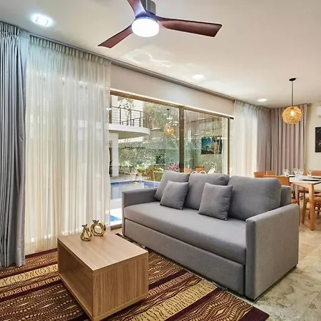 Apartment Sherlock - Swim Up & Gym & Club Access