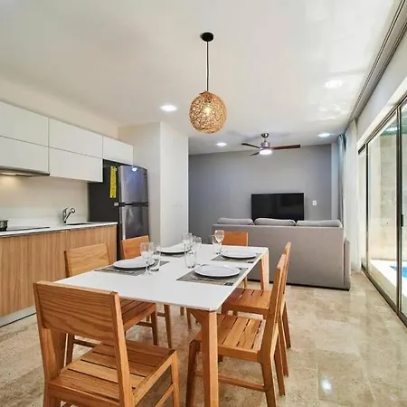 Apartment Sherlock - Swim Up & Gym & Club Access *