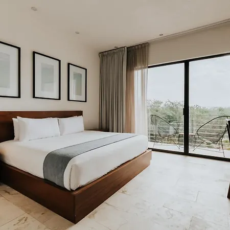 Hotel The Strabon