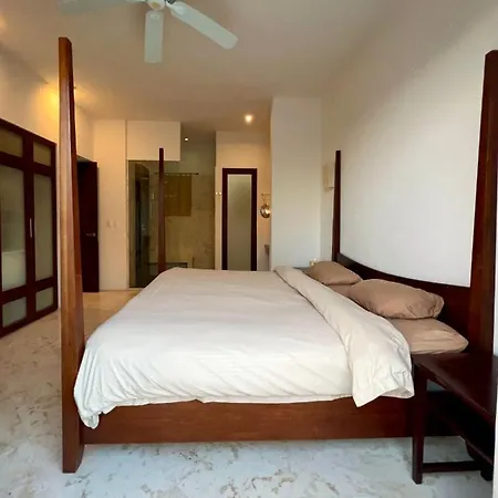 Amazing Luxury Penthouse With Sunset,sunrise View, Private Jacuzzi And Rooftop Pool *