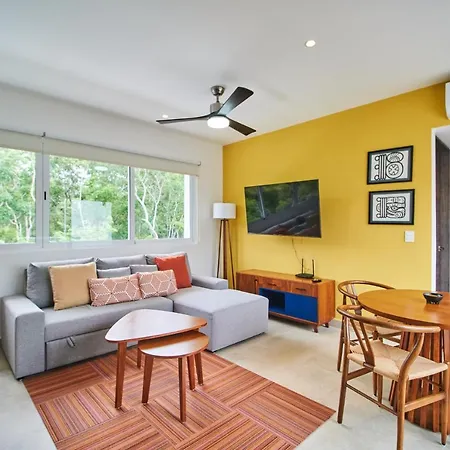 Macbeth - Rooftop With Jacuzzi & Club Access Apartment *