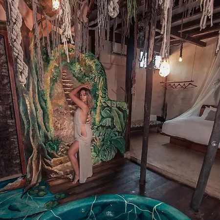 Hidden Treehouse Eco-hotel Tulum