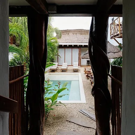 Caribena Hotel 3*