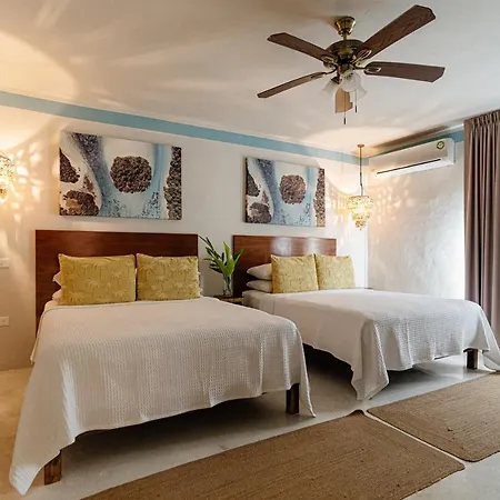 Caribena Hotel 3*