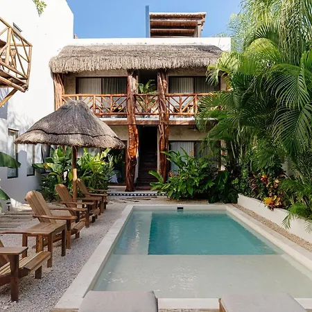 Caribena 3*