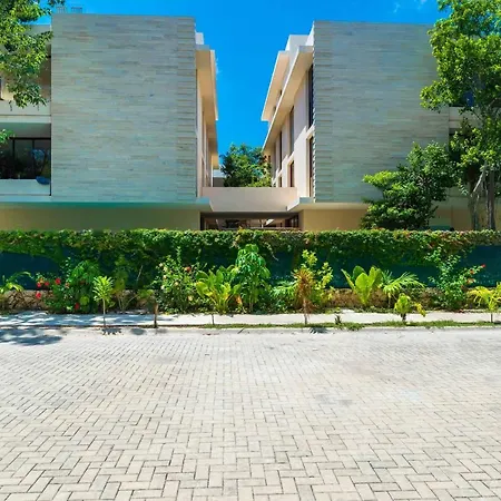 305 Luxury Penthouse With Private Pool