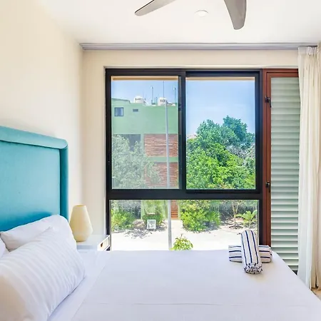 Apartment Promo 2br With Rooftop Pool, Gym And Free Bikes