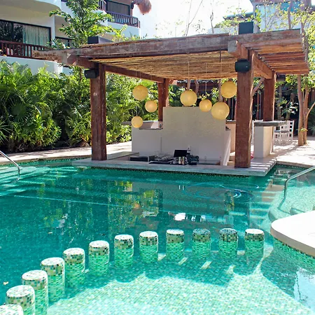 Aluna Hotel 5*