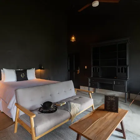 Aroma & Club Tulum