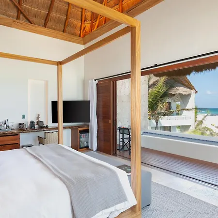 Tago By G Tulum