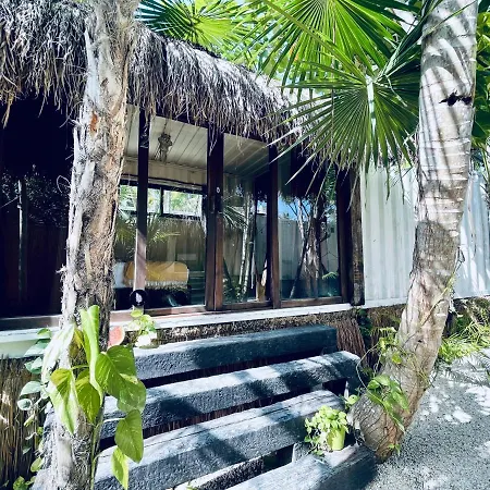 Pal Mar Glamtainer Hotel Tulum
