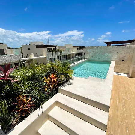 Apartment And Penthouse Blue Luxury Kukulkan