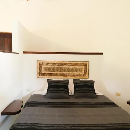 Hotel Uolis Nah 3*