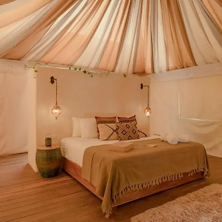 Ether Hotel