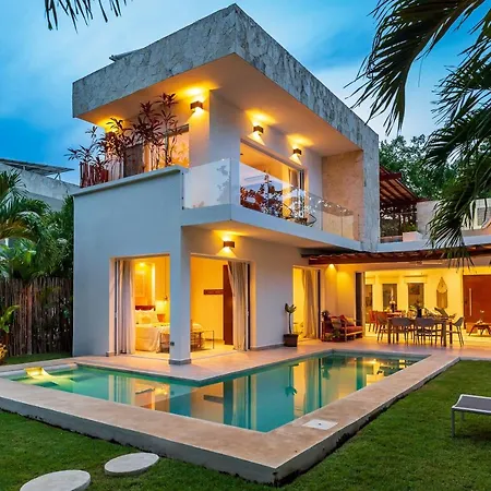 Bonita, Private Pool, Jacuzzi, Concierge Holiday home