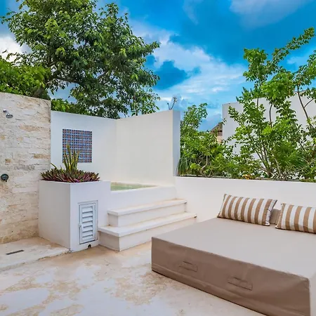 Bonita, Private Pool, Jacuzzi, Concierge Holiday home *