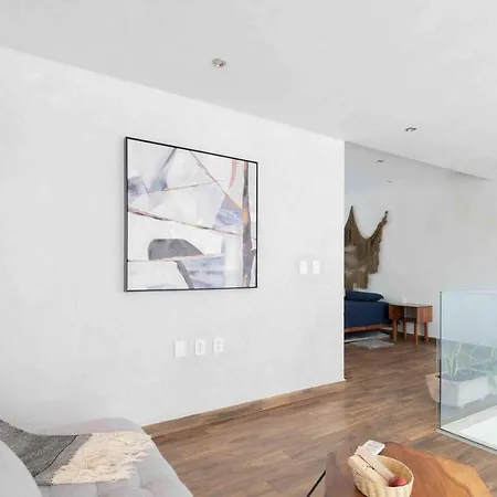 Lovely 2-bed In With Private Pool
