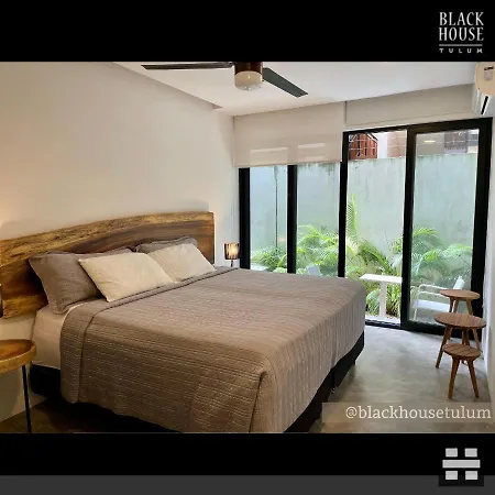 Apartahotel Black House Tulum