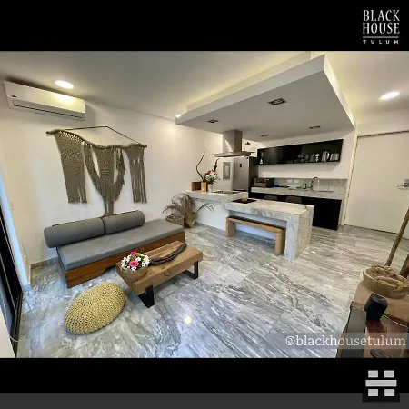 Black House Aparthotel Tulum