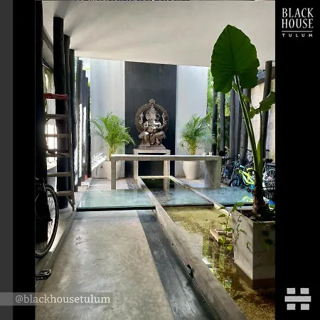 Black House * Tulum