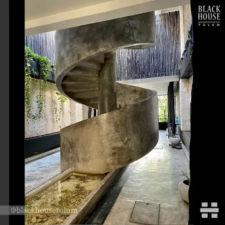 Black House *