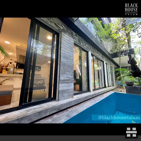 Black House