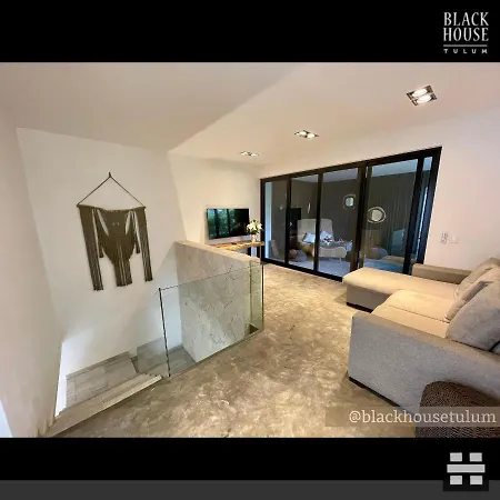 Black House Apartahotel Tulum