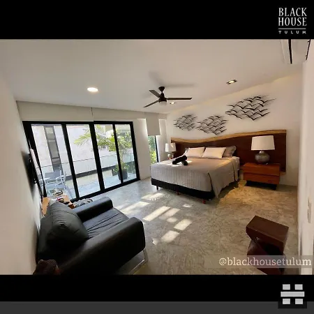 Apartahotel Black House Tulum