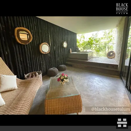 Black House