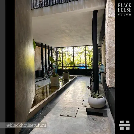 Aparthotel Black House Tulum
