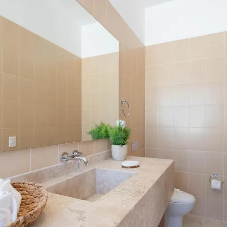 Apartment Cozy 3 Bedrooms Townhome-centrally Located-gated-wifi