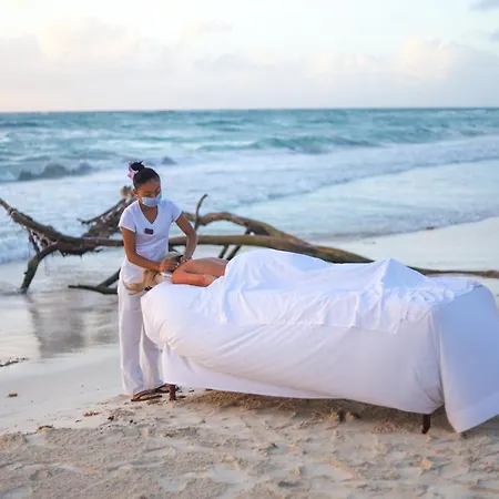 Kanan & Adults Only Playground 3* Tulum