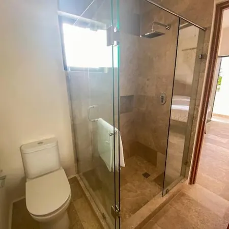 Сasa de vacaciones Exclusive Building Infinity Pool And Gym Restaurants And Bar District Nearby Tulum