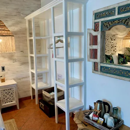 Castillo Inn