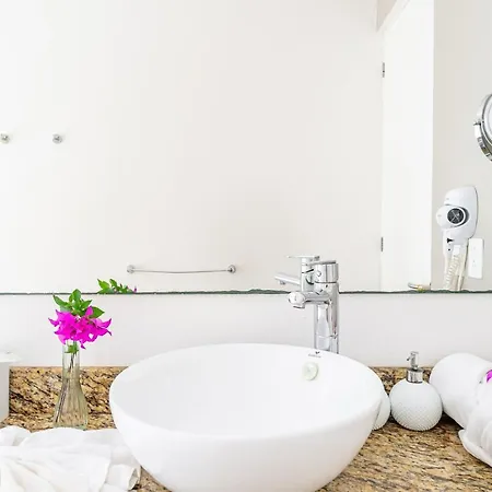 Holiday home Calma, Chic & Mexican Villa, A True Oasis Pool, Security *