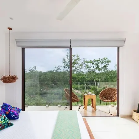 Zaazil, Jungle View & Great Pool 100mb Fiber Wifi! Apartment Tulum